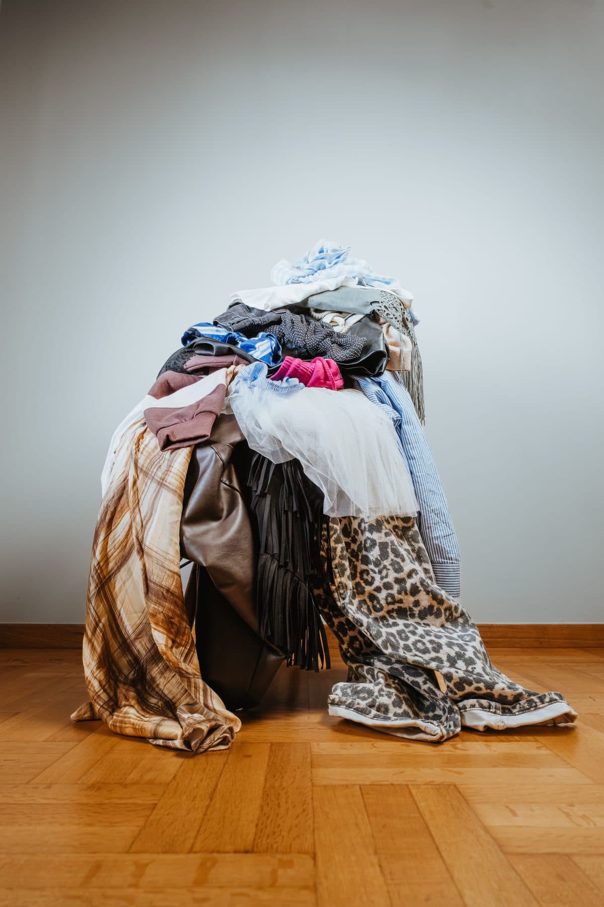 Ξεκαθάρισμα Ντουλάπας: Βήμα-Βήμα Οδηγός